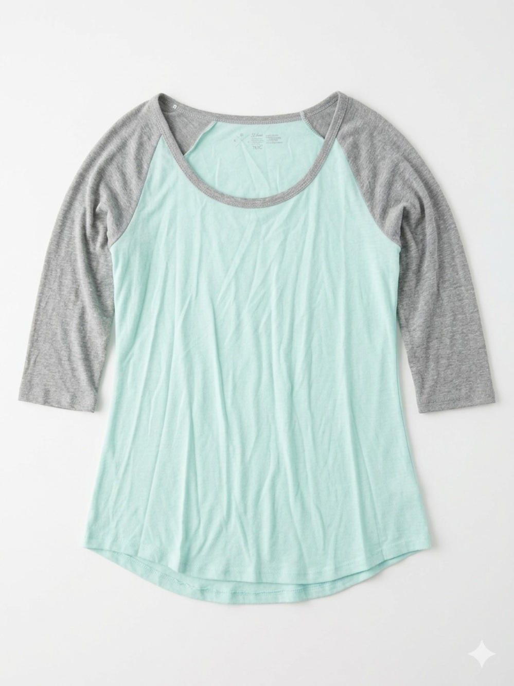 Women’s Mint and Gray Raglan Sleeve Top Size Large